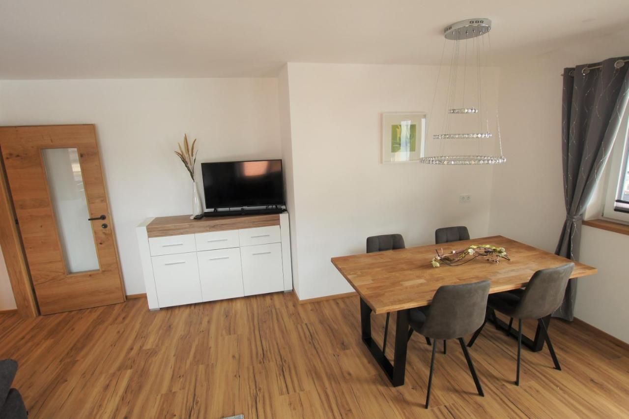 Nora Apartment *